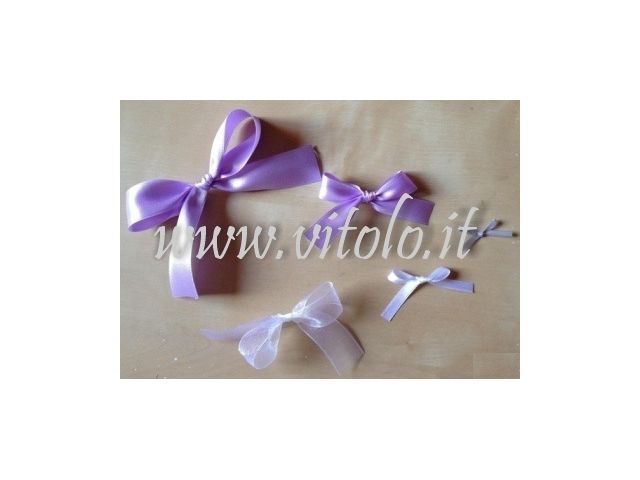 FIOCCHETTI E NODINI
