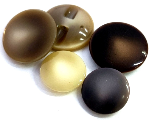 WOMAN BUTTONS COLOURED        POLISHED WITH STEM