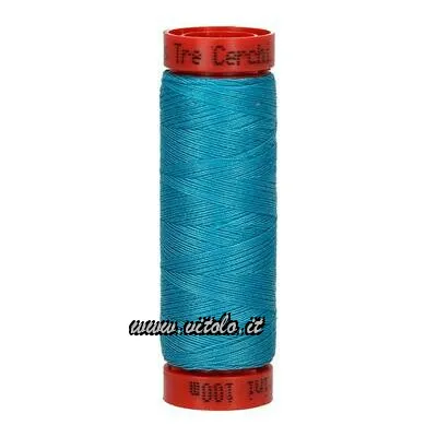 Dunkles Himmelblau
