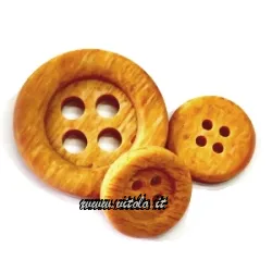 Bottoni tipo legno a 4 fori