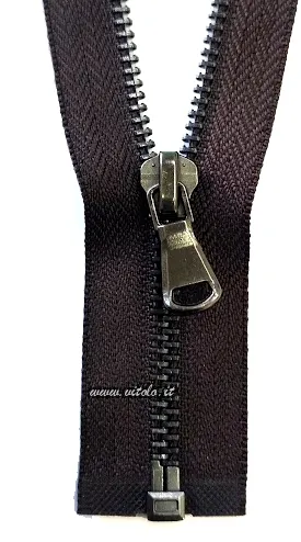 Marron foncé