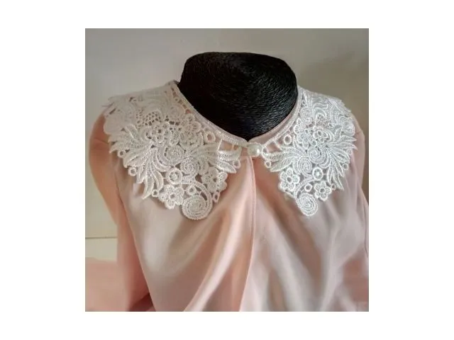 Colletti ricamati in macramè, pratici e versatili