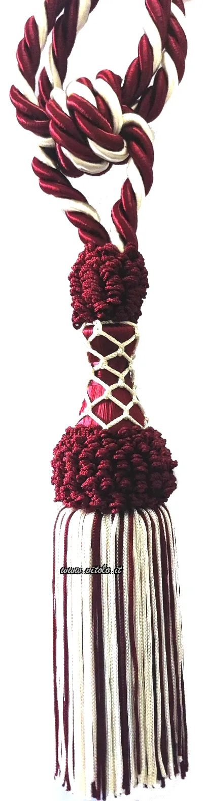 Ecru/burgundy