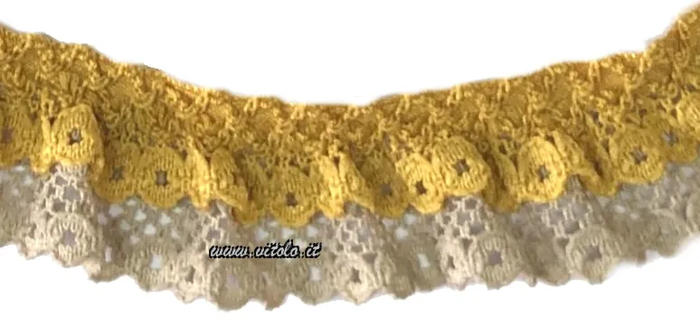 Ecru/oro