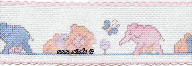 Con disegno da ricamare