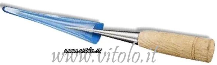 Punteruolo manico legno c/capp