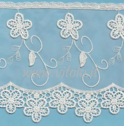Macrame' Su tulle in poliestere