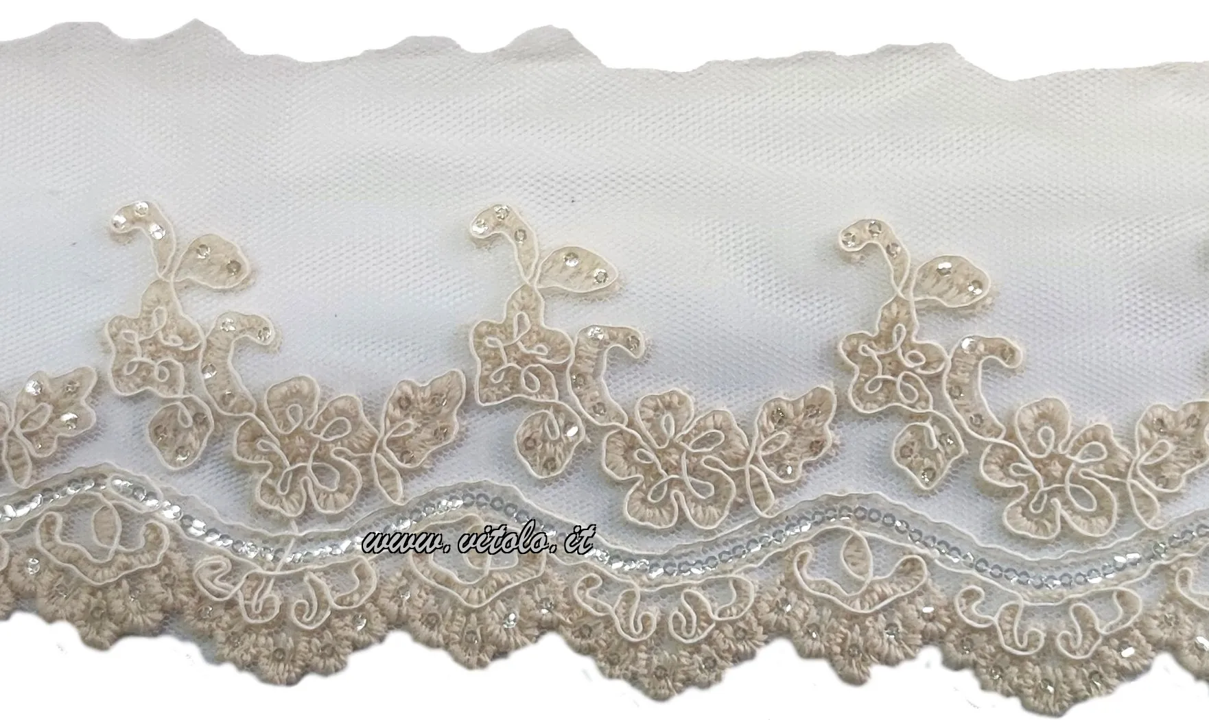 Ricamo su tulle a punta 6cm