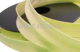 Giallo chiaro