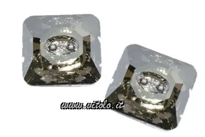 Strass bottoni Swarovski art.3017f quadro