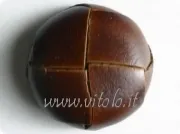 Boutons en simili cuir tressés avec tige